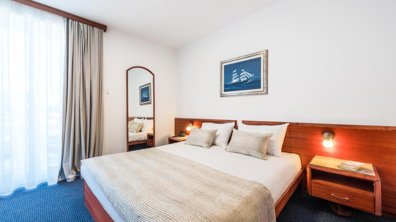 Hotel Komodor Дубровник Номер фото