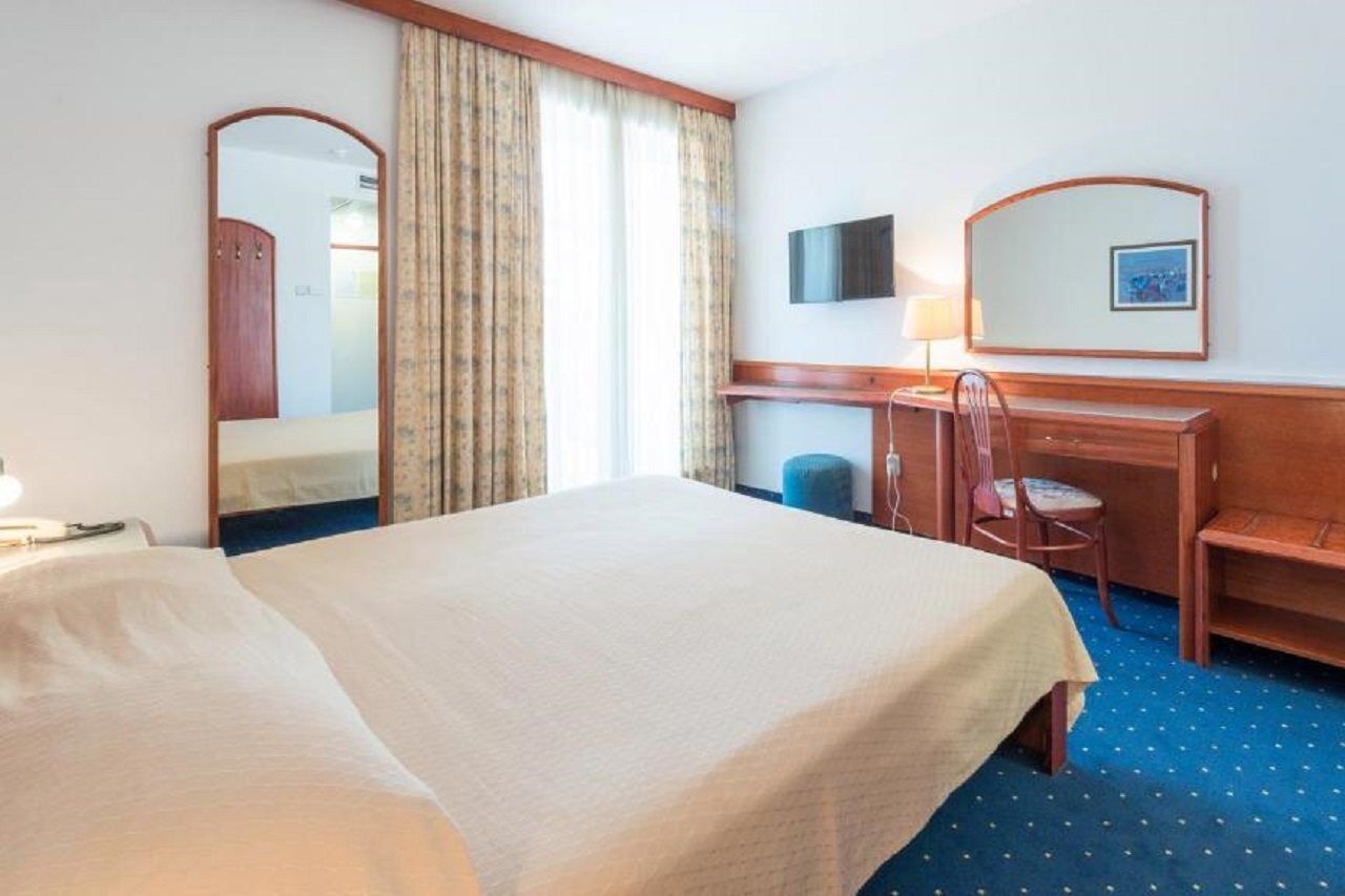 Hotel Komodor Дубровник Екстер'єр фото